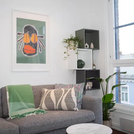 In Gamle アパート *